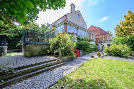 4 bedroom Semi-detached house for sale in High Street, Leeds, LS27