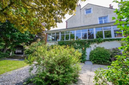 4 bedroom Semi-detached house for sale in High Street, Leeds, LS27