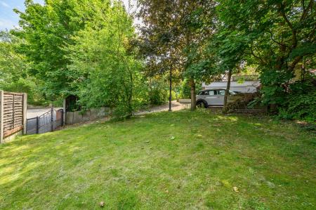 4 bedroom Semi-detached house for sale in High Street, Leeds, LS27