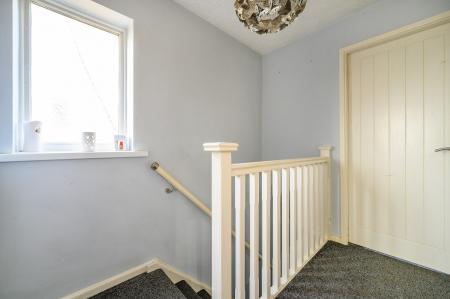 3 bedroom Semi-detached house for sale in Highfield, Wakefield, WF3