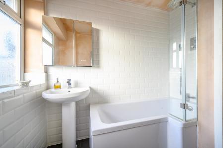 3 bedroom Semi-detached house for sale in Highfield, Wakefield, WF3