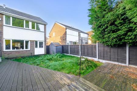 3 bedroom Semi-detached house for sale in Highfield, Wakefield, WF3