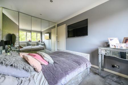 3 bedroom Semi-detached house for sale in Highfield, Wakefield, WF3