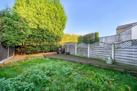 3 bedroom Semi-detached house for sale in Highfield, Wakefield, WF3