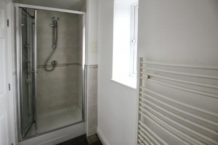 2 bedroom Apartment for sale in Kingsway Gardens, West Yorkshire, Ossett, WF5