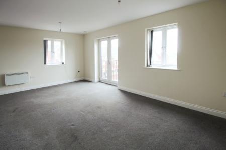 2 bedroom Apartment for sale in Kingsway Gardens, West Yorkshire, Ossett, WF5