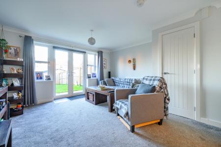 3 bedroom Semi-detached house for sale in Moor Knoll Fold, Wakefield, WF3