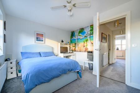 3 bedroom Semi-detached house for sale in Moor Knoll Fold, Wakefield, WF3