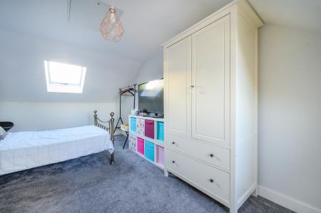 3 bedroom Semi-detached house for sale in Moor Knoll Fold, Wakefield, WF3