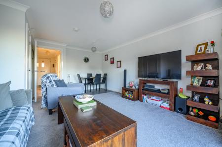 3 bedroom Semi-detached house for sale in Moor Knoll Fold, Wakefield, WF3