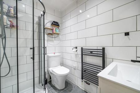 3 bedroom Semi-detached house for sale in Moor Knoll Gardens, Wakefield, WF3