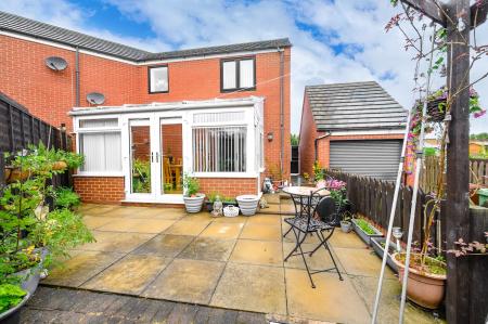 3 bedroom Semi-detached house for sale in Moor Knoll Gardens, Wakefield, WF3