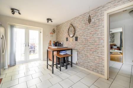 3 bedroom Semi-detached house for sale in Moor Knoll Gardens, Wakefield, WF3