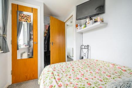 3 bedroom Semi-detached house for sale in Moor Knoll Gardens, Wakefield, WF3