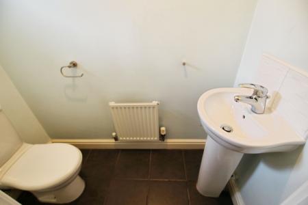 2 bedroom Town house for sale in Shire Road, Morley, LS27