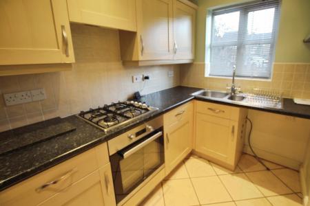 2 bedroom Town house for sale in Shire Road, Morley, LS27