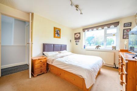 3 bedroom Semi-detached house for sale in Springbank Avenue, Leeds, LS27