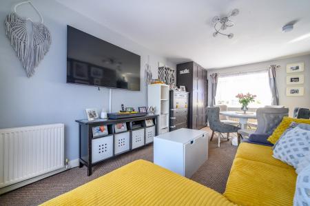 3 bedroom Semi-detached house for sale in Springbank Road, Leeds, LS27