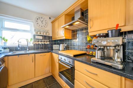 3 bedroom Semi-detached house for sale in Springbank Road, Leeds, LS27
