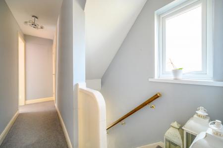 3 bedroom Semi-detached house for sale in Springbank Road, Leeds, LS27