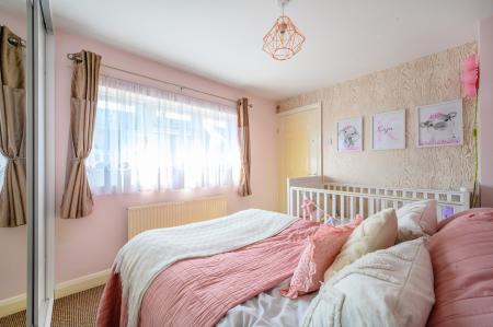 3 bedroom Semi-detached house for sale in Springbank Road, Leeds, LS27