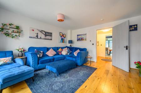 4 bedroom Town house for sale in Vienna Court, Leeds, LS27