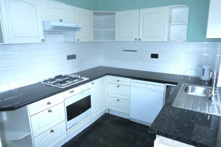2 bedroom Terraced House for sale in Fountain Street, Morley, LS27