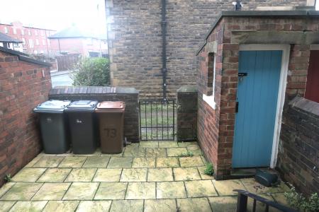 2 bedroom Terraced House for sale in Fountain Street, Morley, LS27