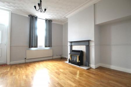 2 bedroom Terraced House for sale in Fountain Street, Morley, LS27