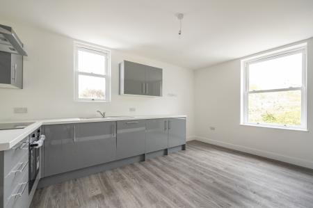 1 bedroom Flat to let in High Street, Morley, LS27