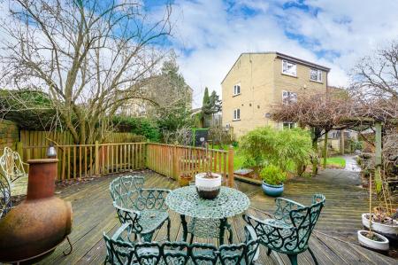 5 bedroom Detached house for sale in Burns Court, Birstall, WF17