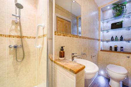 5 bedroom Detached house for sale in Burns Court, Birstall, WF17