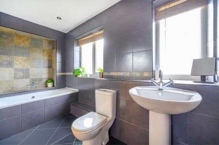 5 bedroom Detached house for sale in Burns Court, Birstall, WF17