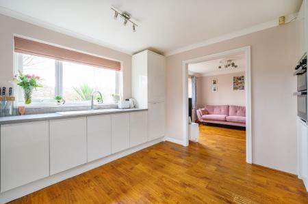 5 bedroom Detached house for sale in Burns Court, Birstall, WF17