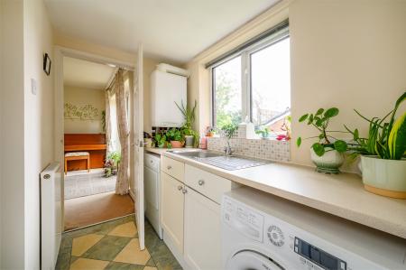 6 bedroom Detached house for sale in Westwood Close, Leeds, LS27