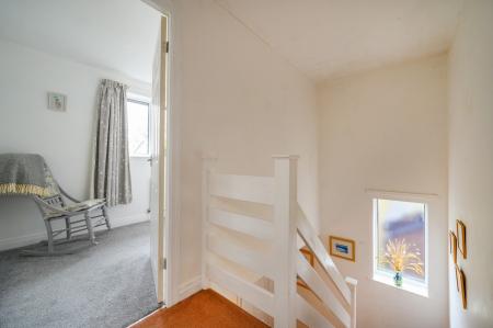 6 bedroom Detached house for sale in Westwood Close, Leeds, LS27