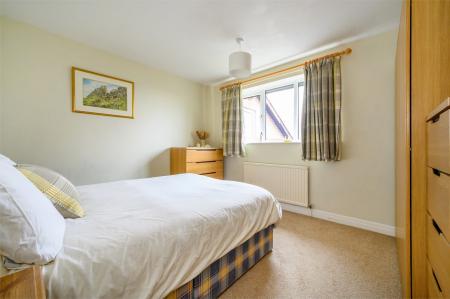 6 bedroom Detached house for sale in Westwood Close, Leeds, LS27