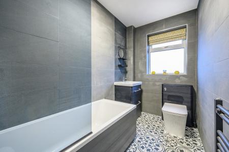 2 bedroom Semi-detached bungalow for sale in Croft House Road, Leeds, LS27