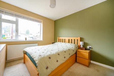 2 bedroom Semi-detached bungalow for sale in Croft House Road, Leeds, LS27