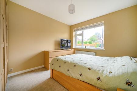 2 bedroom Semi-detached bungalow for sale in Croft House Road, Leeds, LS27