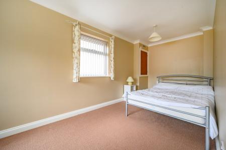 5 bedroom Detached house for sale in Mallard Way, Leeds, LS27