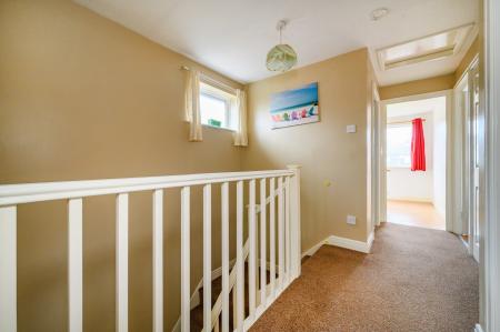 5 bedroom Detached house for sale in Mallard Way, Leeds, LS27