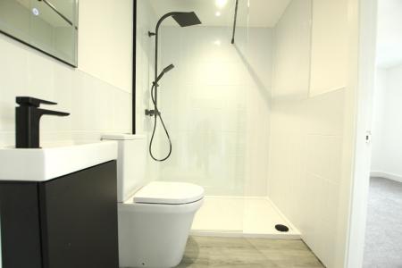 2 bedroom Apartment to let in King Street, Morley, LS27