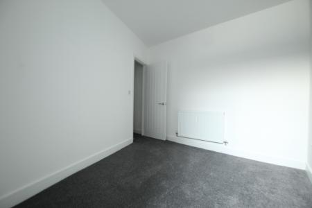 2 bedroom Apartment to let in King Street, Morley, LS27