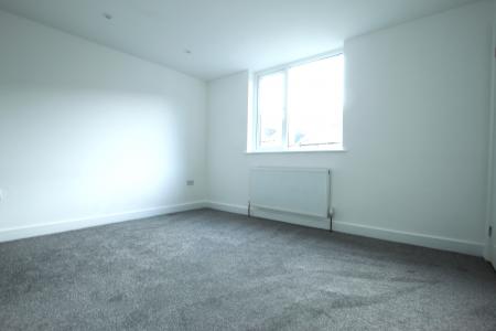 2 bedroom Apartment to let in King Street, Morley, LS27