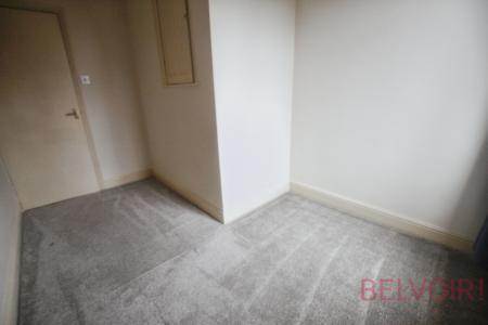 2 bedroom Terraced House to let in Union Road, Liversedge, WF15