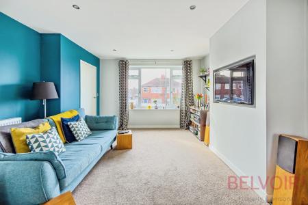 3 bedroom Semi-detached house for sale in Harthill, Leeds, LS27