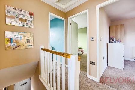 3 bedroom Semi-detached house for sale in Harthill, Leeds, LS27