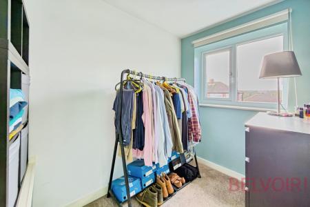 3 bedroom Semi-detached house for sale in Harthill, Leeds, LS27