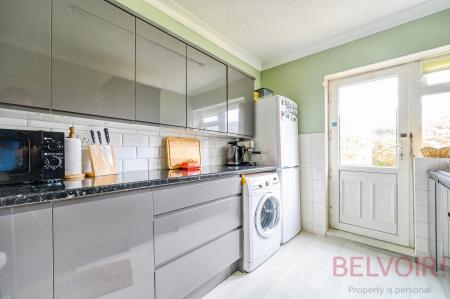 2 bedroom Bungalow for sale in Croft house grove, Morley, LS27